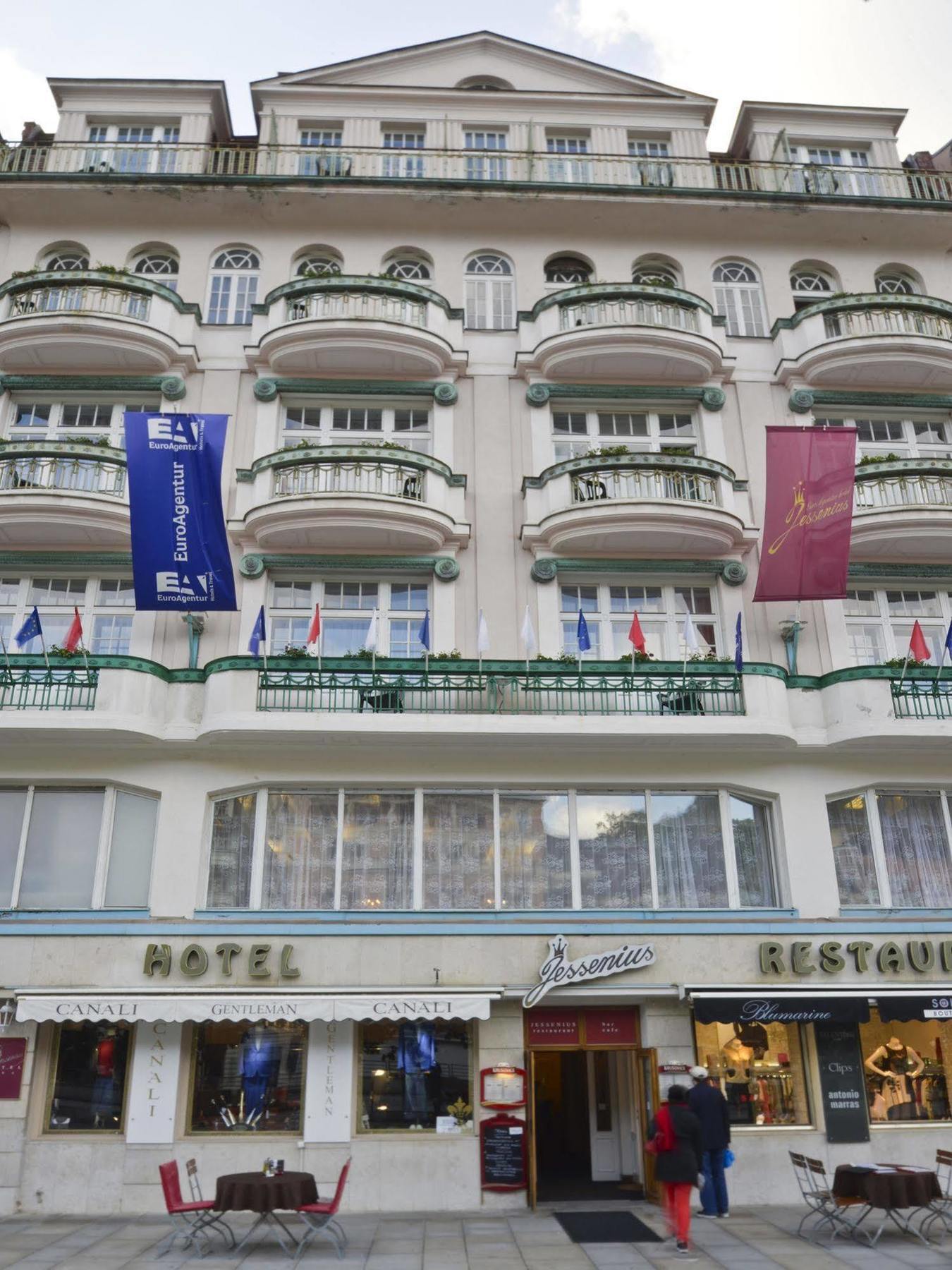 Ea Hotel Jessenius Karlsbad Buitenkant foto