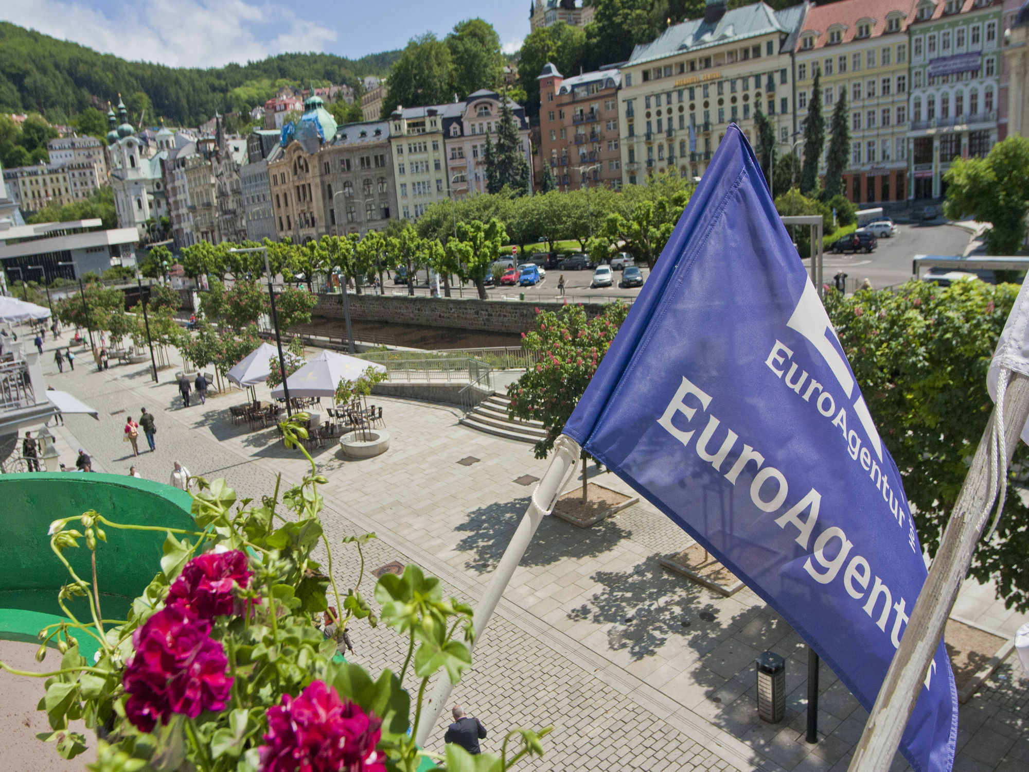 Ea Hotel Jessenius Karlsbad Buitenkant foto